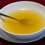 rinderbruehe-ohne-kochen-das-geheimnis-einer-perfekten-klaren-suppe.jpg