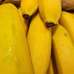 Warum erfahrene Gärtner Bananenschalen in Töpfen mit Zimmerpflanzen vergraben warum-erfahrene-gaertner-bananenschalen-in-toepfen-mit-zimmerpflanzen-vergraben.jpg